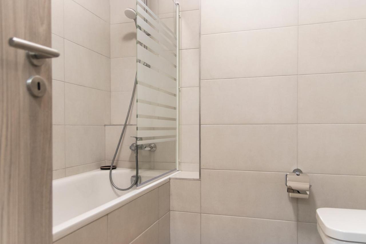Grand Suites Corvin Budapest Exterior photo